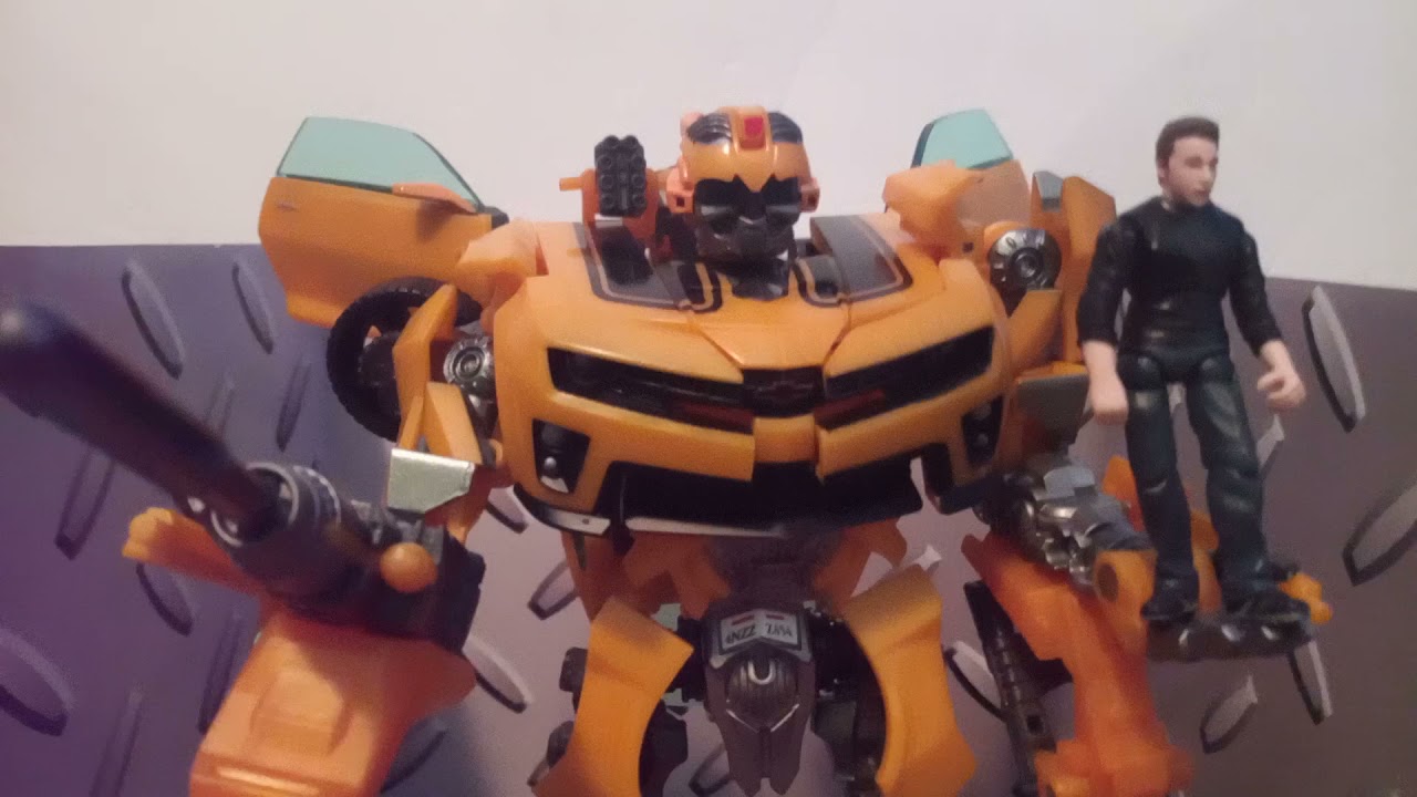 Transformers revenge of the Fallen: Human alliance bumblebee review