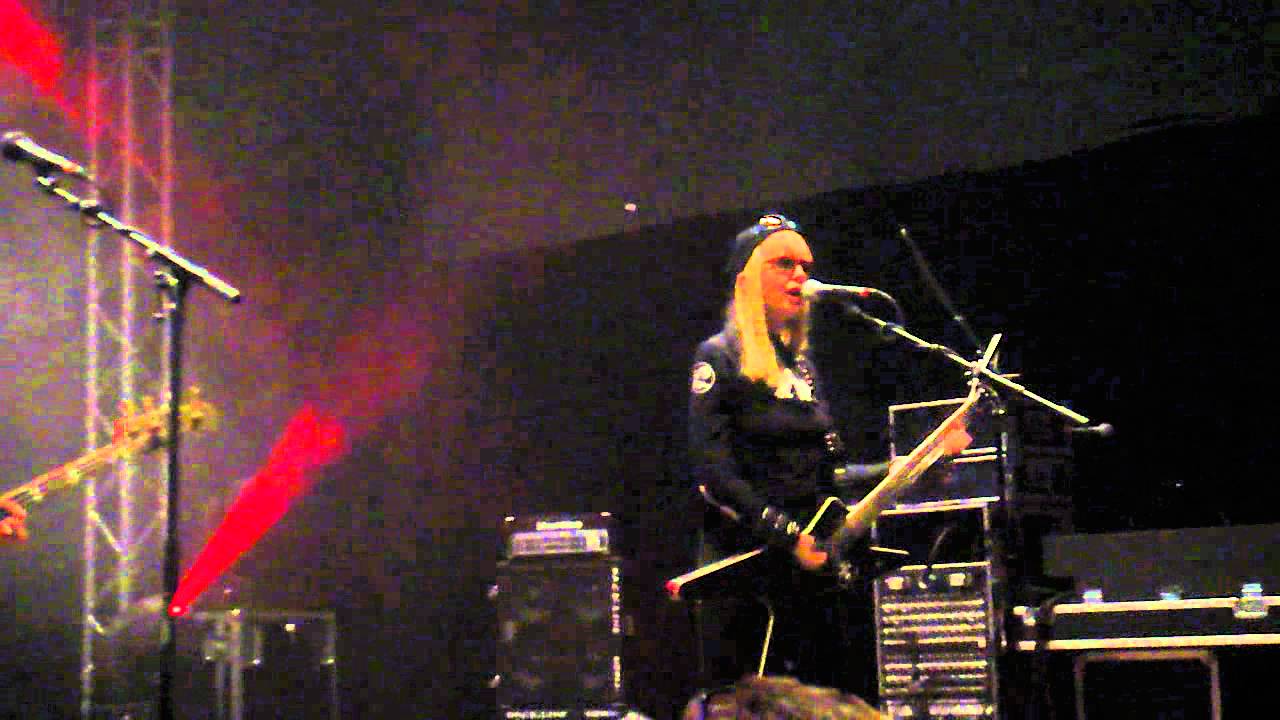 KRYSTAL SYSTEM  -  Live @ Shadowplay Festival 22nd july 2011 Kortrijk