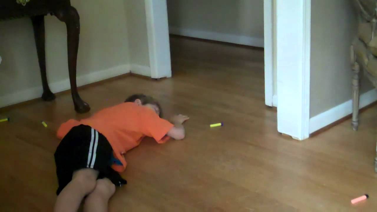 mask guy nerf war shooting