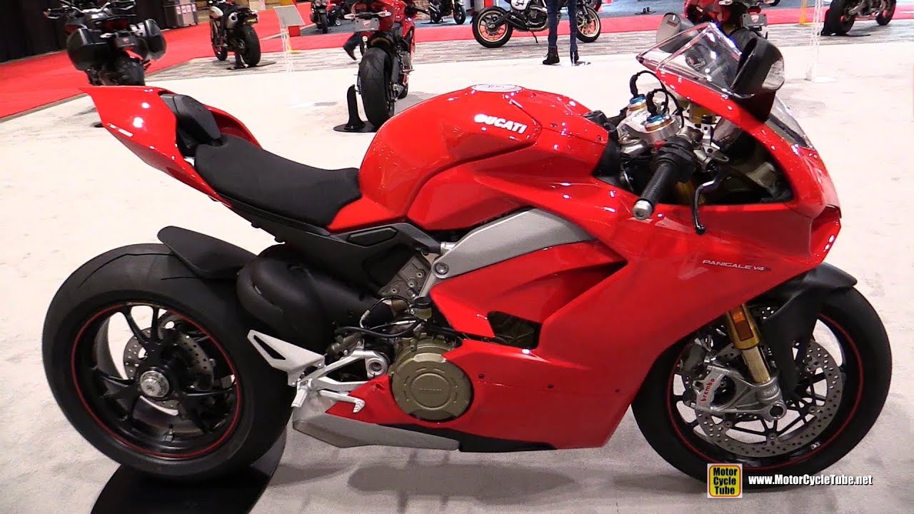 2018 Ducati Panigale V4 S - Walkaround - 2018 Toronto Motorcycle Show
