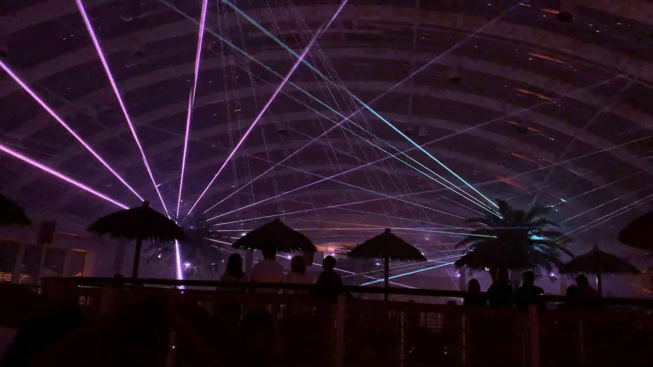 AIDAnova. Laser lighting display. [January2020]