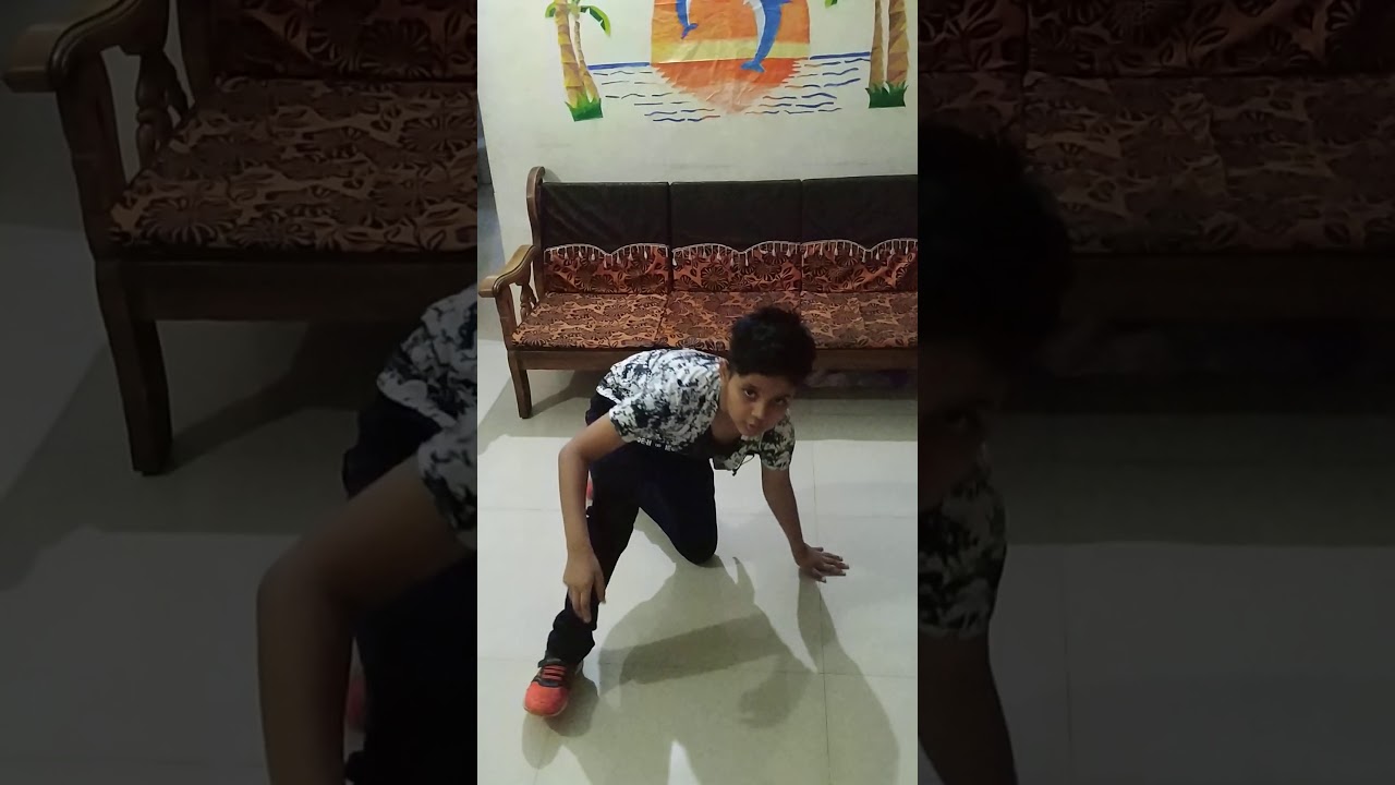 Kid dance on Ghungaro  by Avadhoot Wadkar