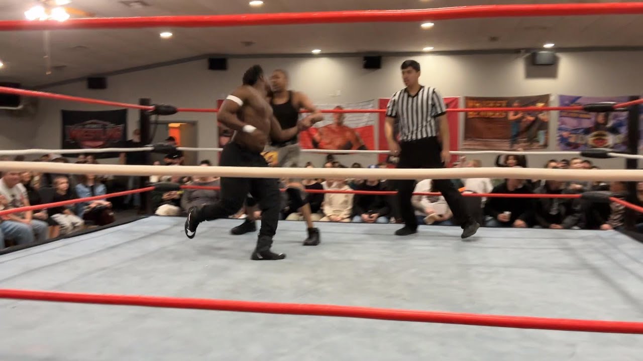 MWC Presents Return of the Champions!  Roughshot Lamont w Retro Champion VS Aries Clark