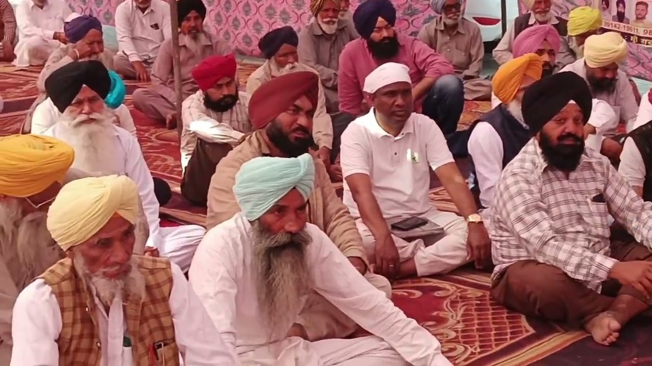 ਮਲੌਦ, ਸਤਿਗੁਰੂ ਰਵਿਦਾਸ ਮਹਾਰਾਜ ਜੀ ਦੇ ਸਲਾਨਾ ਸਮਾਗਮ ਤੇ ਸਤਿ ਭਾਖੈ ਰਵਿਦਾਸ ਜੀ ਦੇ ਸਟੀਕ ਵੰਡੇ (DHILLON)