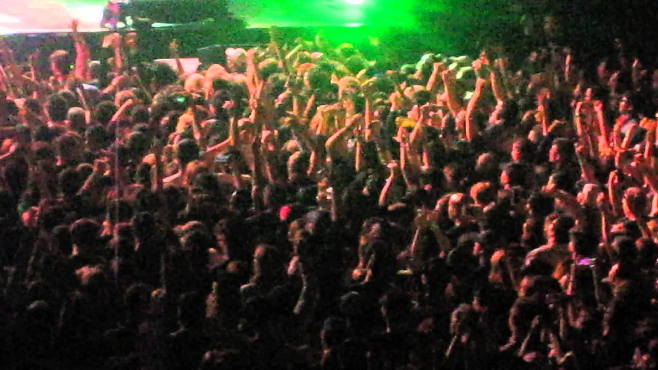 Venus Fly - Grimes @ The Shrine Expo Hall, 4/21/2016