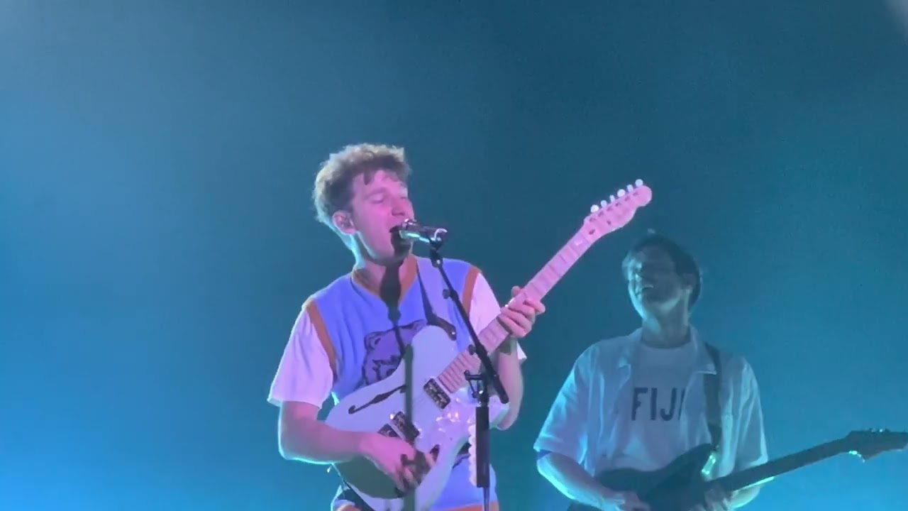 Glass Animals - Waterfalls Coming out of Your Mouth - live at Van Buren March 3 2022