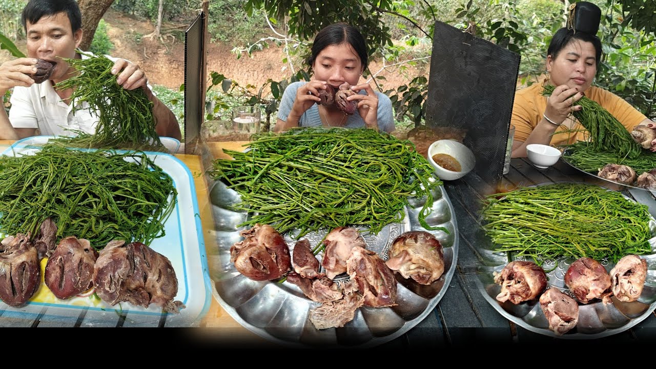 Độc Lạ Với Cuộc Thi Ăn Gần 8Kg Tim Heo với Rau Thối Ở Sơn La