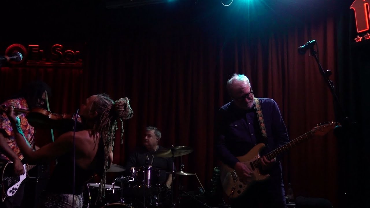 Cracker - Pictures of Matchstick Men + Take the Skinheads Bowling (Sala El Sol, Madrid, 30.11.2025)