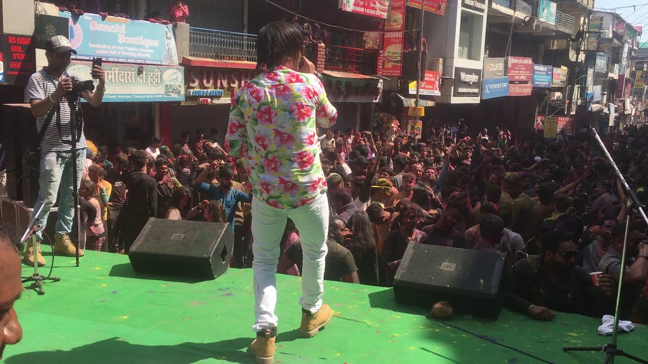 Himachali pahari song | Live performance | Sunil mastie | best performer | holi mela 2020
