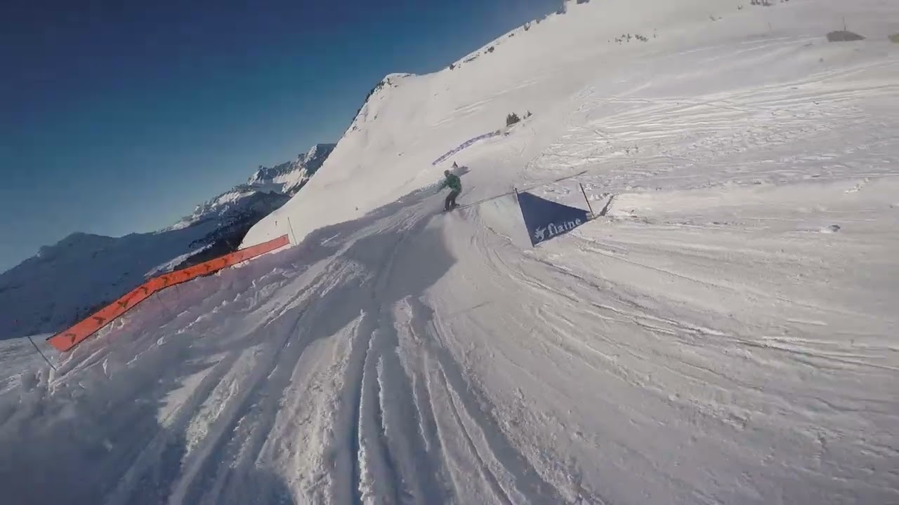 Long Ski run from Samoens to Flaine (Grand Massif)