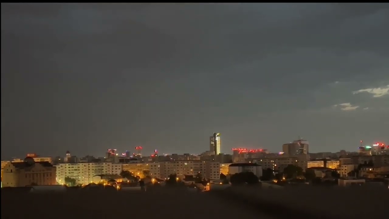 Bucharest Stormy Morning Video at high speed.  Interesting. - Bucharest Romania - ECTV