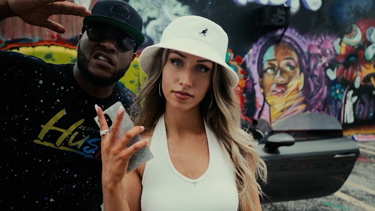 I'ven Dayton - ShowBiz [Feat Jonni Curtis]   Official Music Video