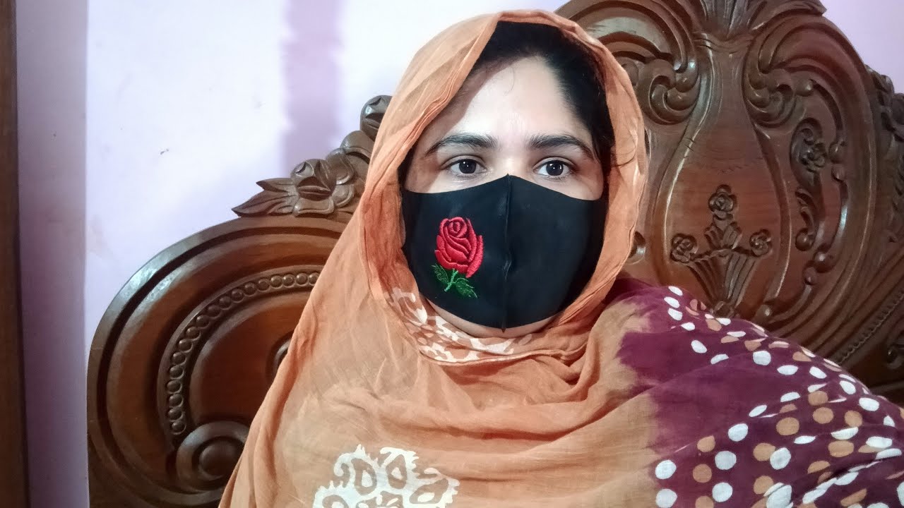 এখনো আছি বোনের বাড়ি থেকে লাইন