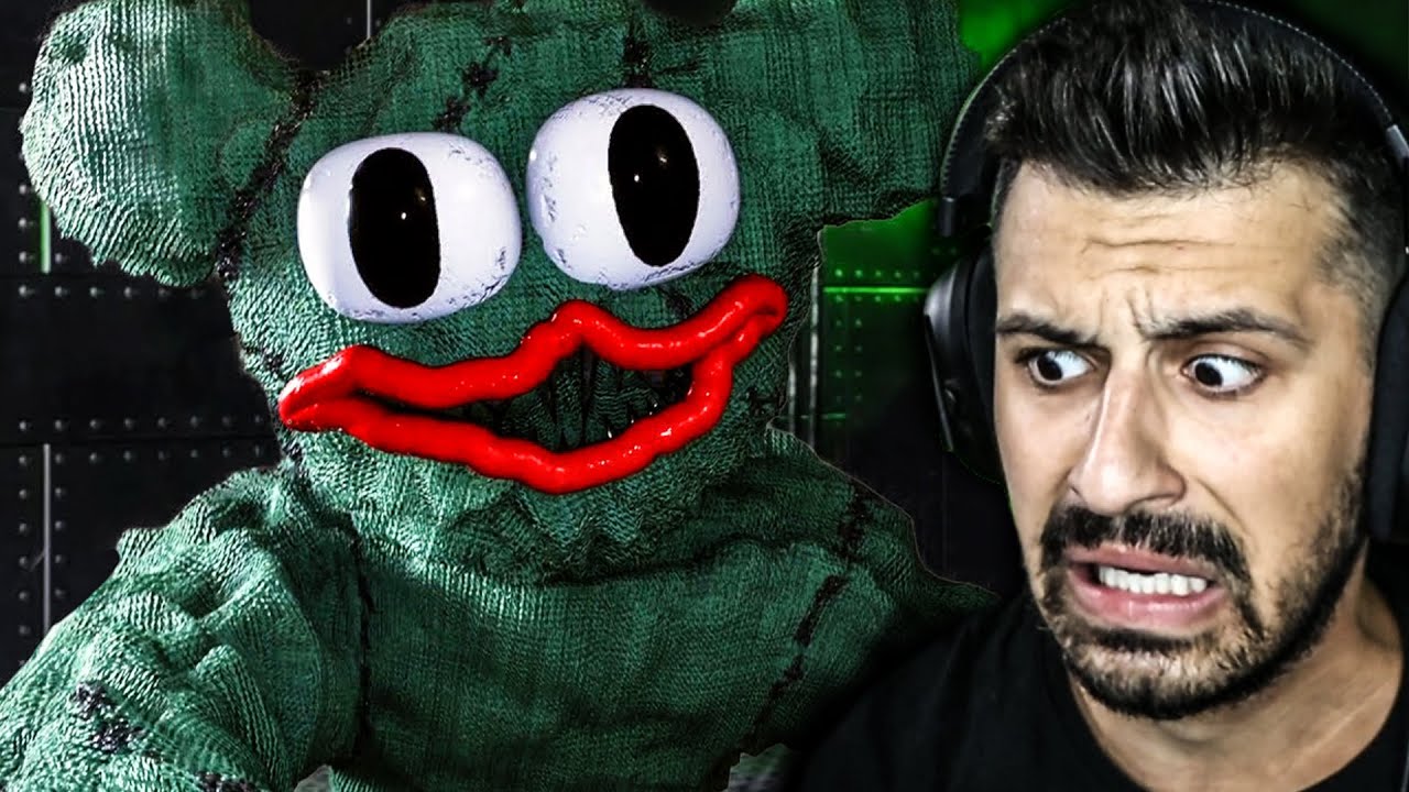 ΠΑΓΙΔΕΥΜΕΝΟΣ ΜΕ ΤΟΝ ΑΔΕΡΦΟ ΤΟΥ HUGGY WUGGY!