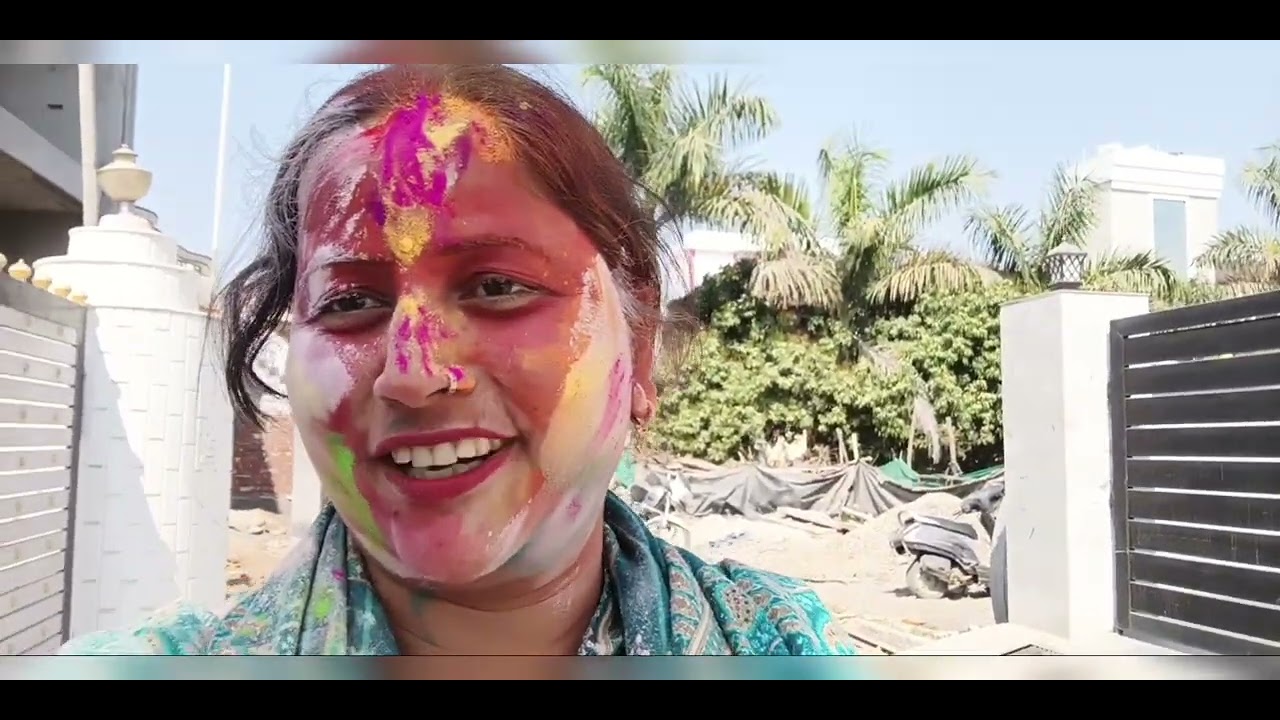 सबको होली की ढेर सारी शुभकामनाएं हैप्पी होली और होली के दिन हुई मुलाकात प्रियंका तिवारी से