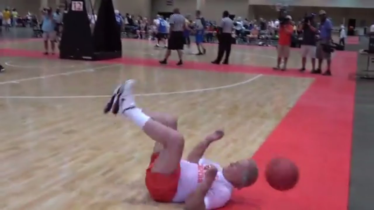 ▶️ Singer Pat Boone playing Basketball in the Senior Games