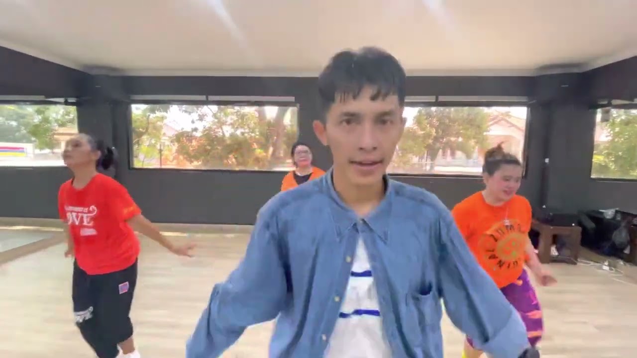 Alvaro Soler - Solo Para Ti || Zumba Choreo by RVM