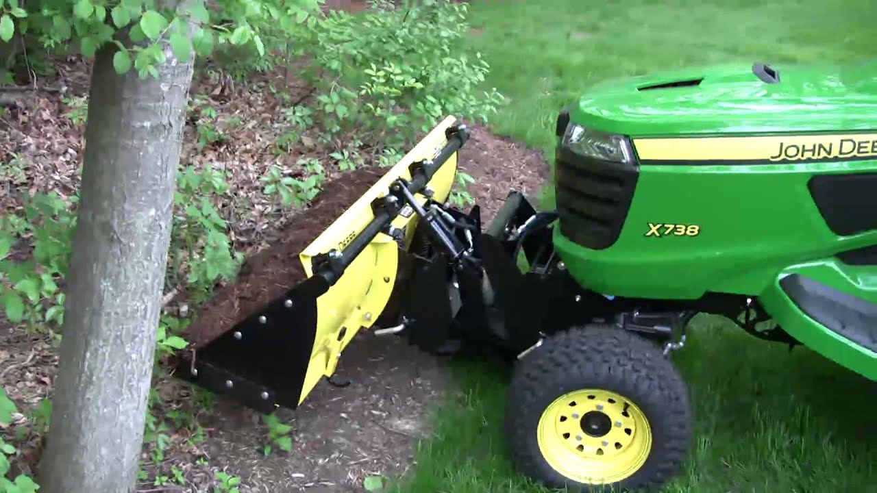 TJ's Tractor X738 John Deere