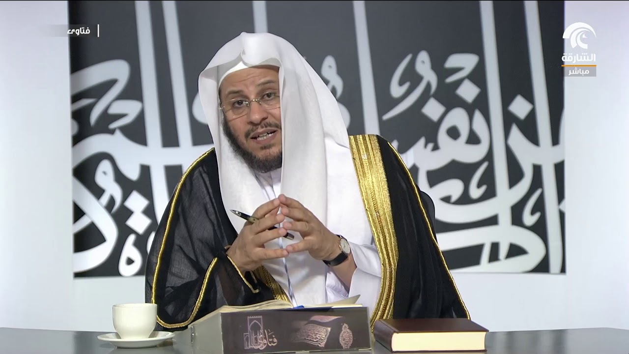 هل يجوز قطع الصلاة المفروضة لعذر