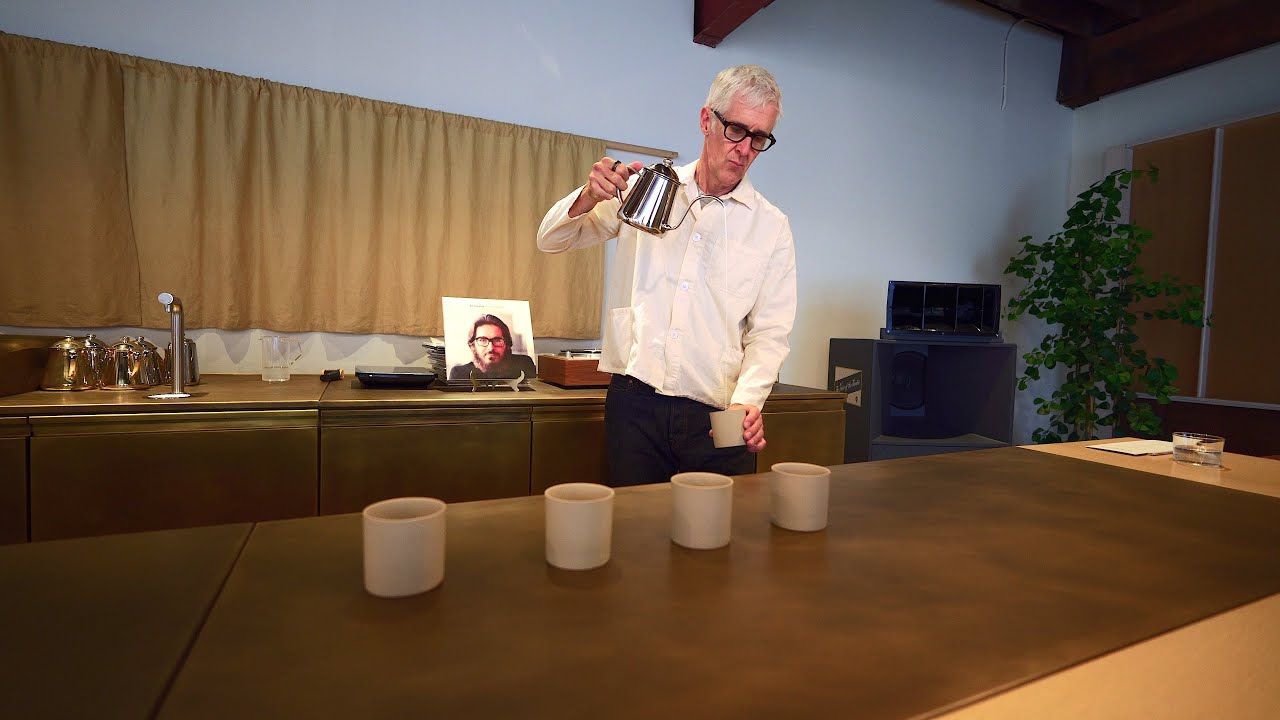 Студия Blue Bottle. Кофе высшего качества в сочетании с изысканной кухней.
