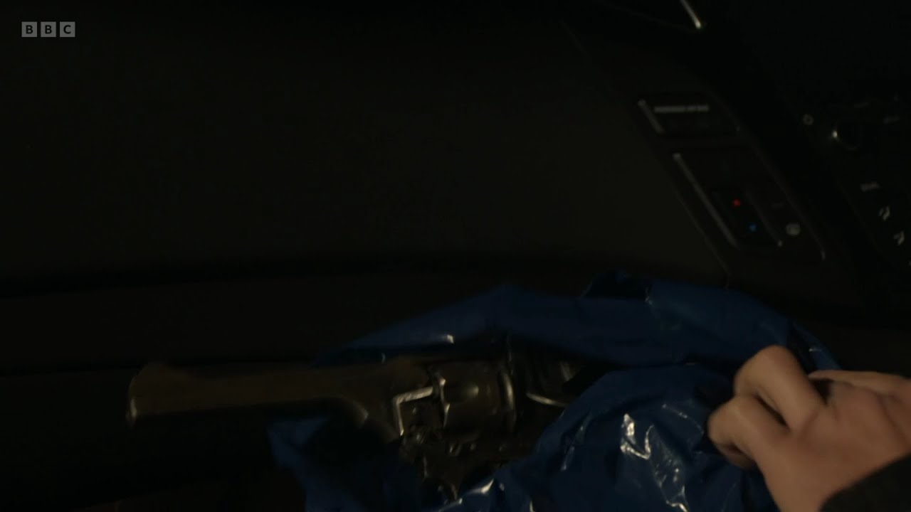 Eastenders Keanu Taylor is given a gun by Keeble to plant on Phil Mitchell (29th December 2022)