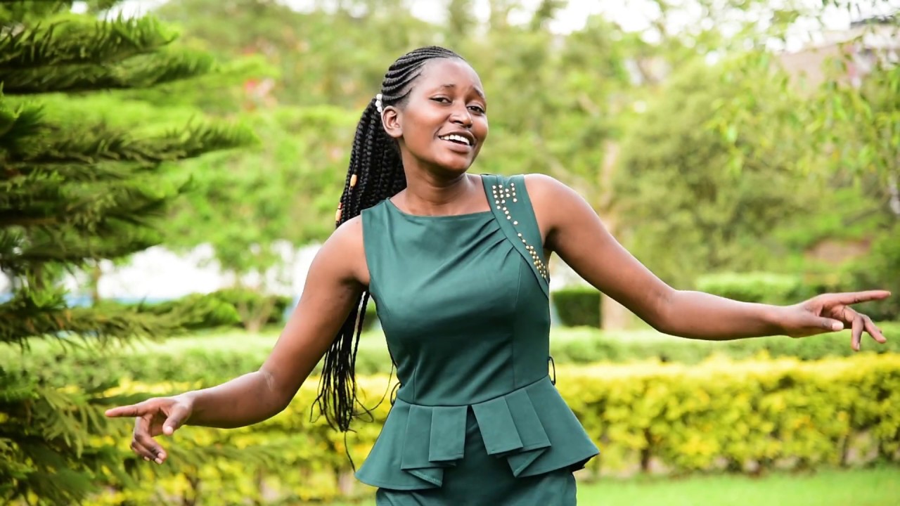 EBENEZER CHOIR, AIC MUKURU -  NIMEKUKIMBILIA