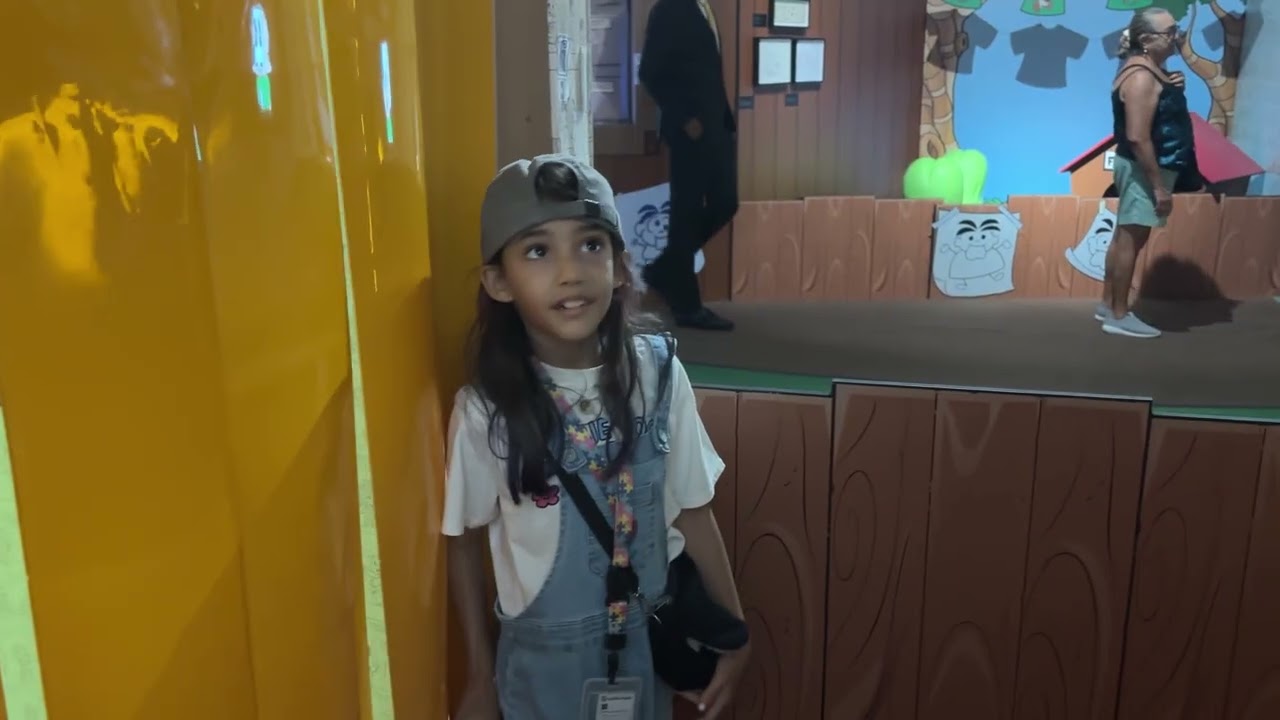 Familia Andrade Villar na exposição do Mauricio de Souza