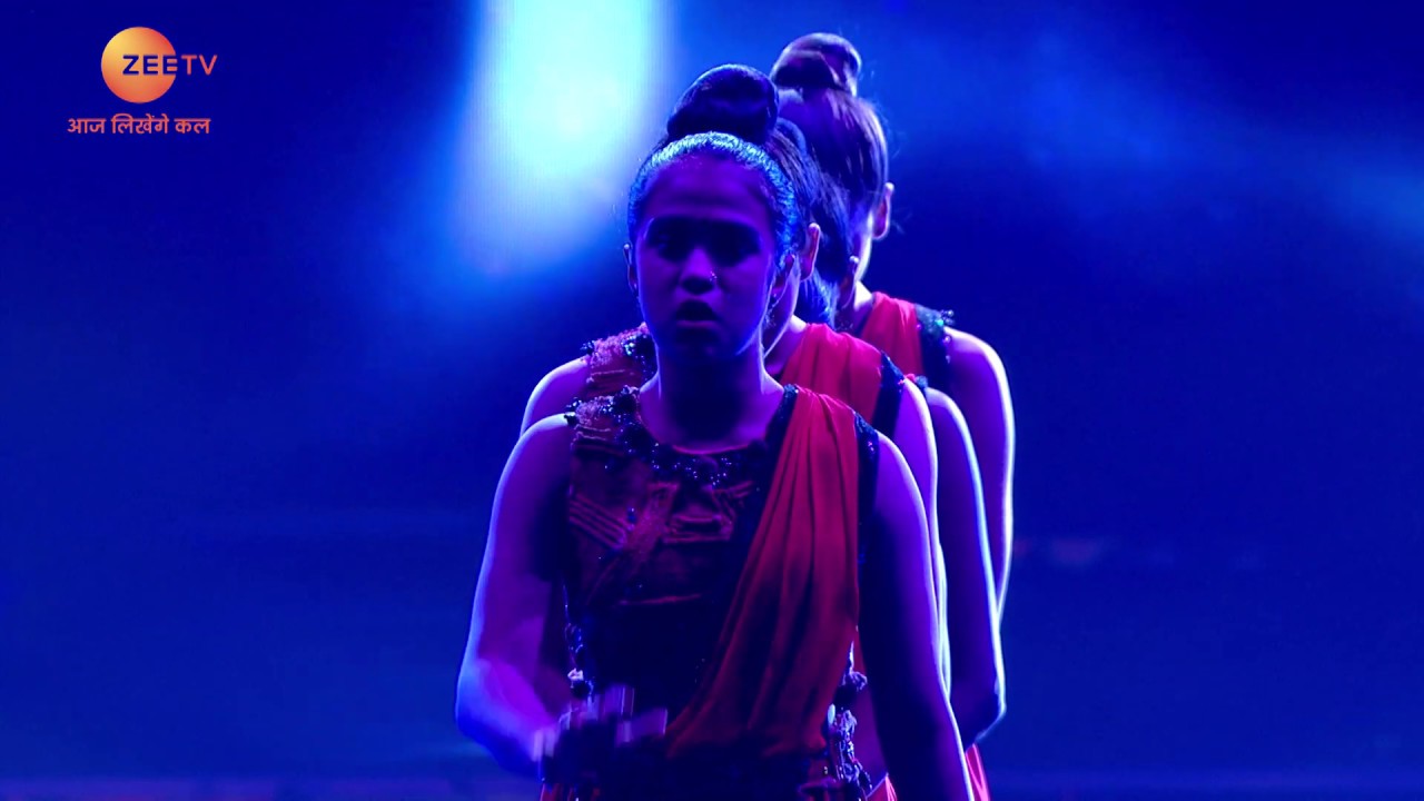 Heart wrenching performance by Soul Queens on Dance India Dance
