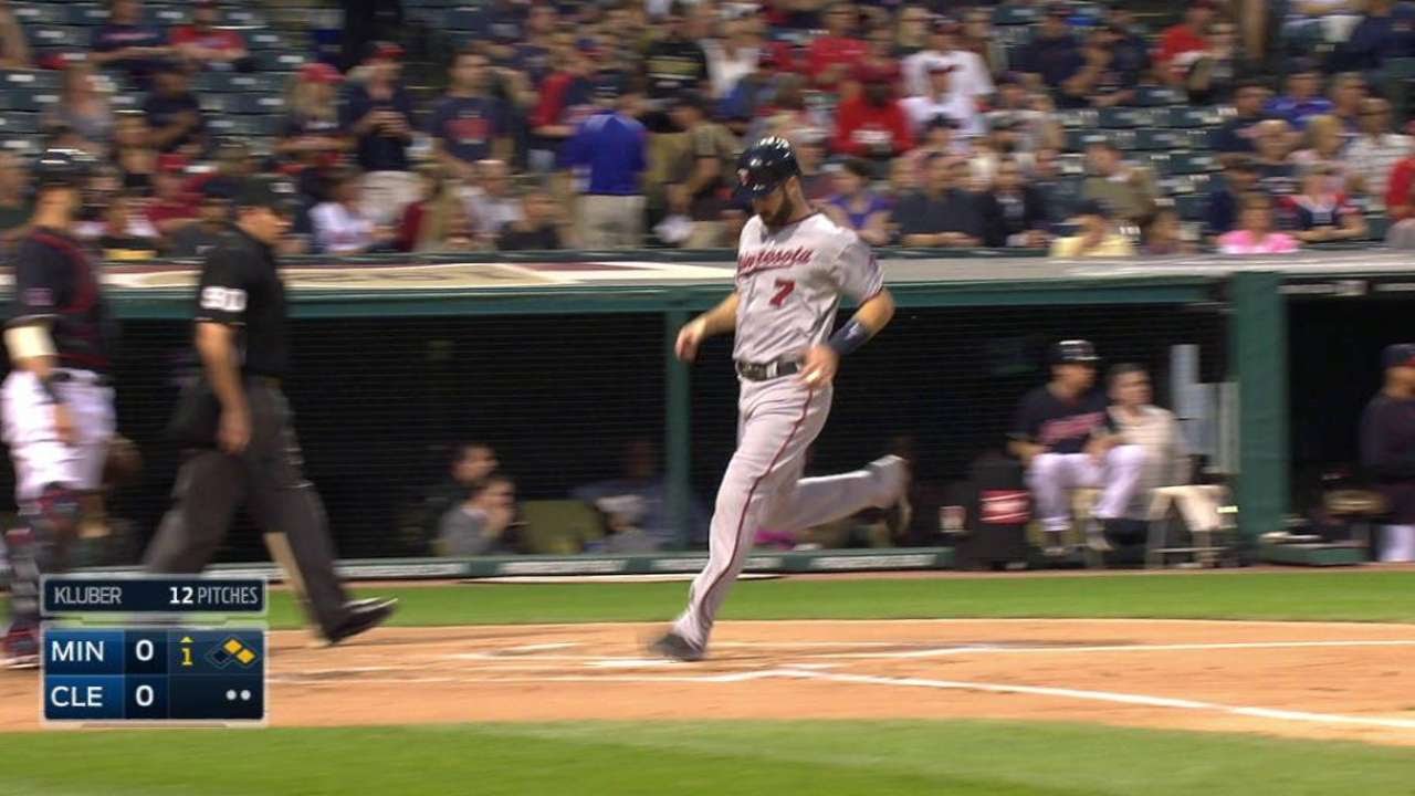MIN@CLE: Sano drives double to knock in Mauer in 1st