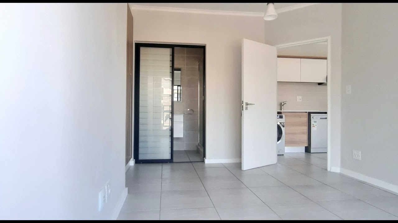 1 Bedroom Apartment in Waterfall (Midrand), Johannesburg, South Africa.