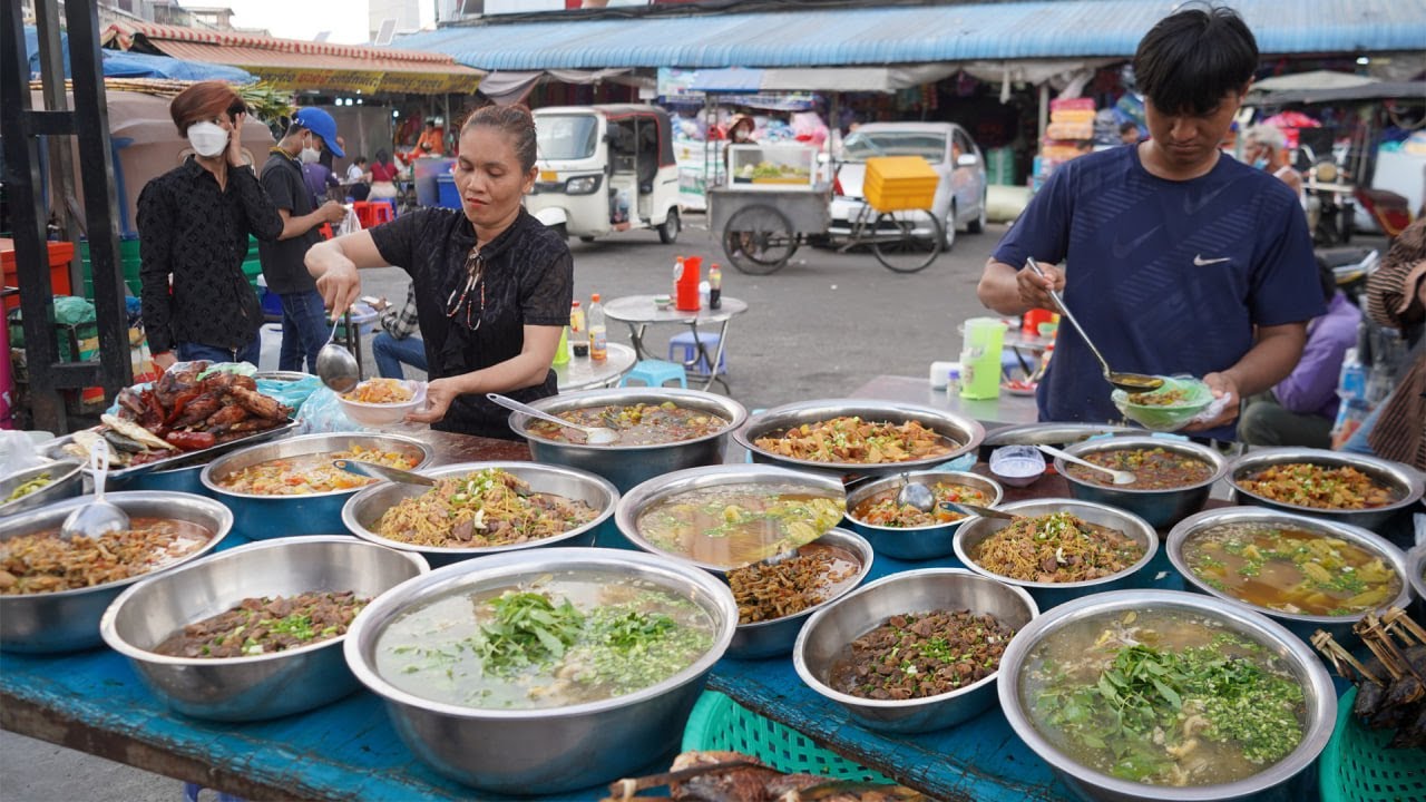 Amazing Compilation Cheap Food In Cambodia - Daily Activities Of Khmer People Buy Food In Market