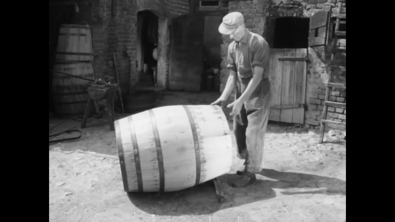 Handcrafted Barrel Cooper’s Historic Art!