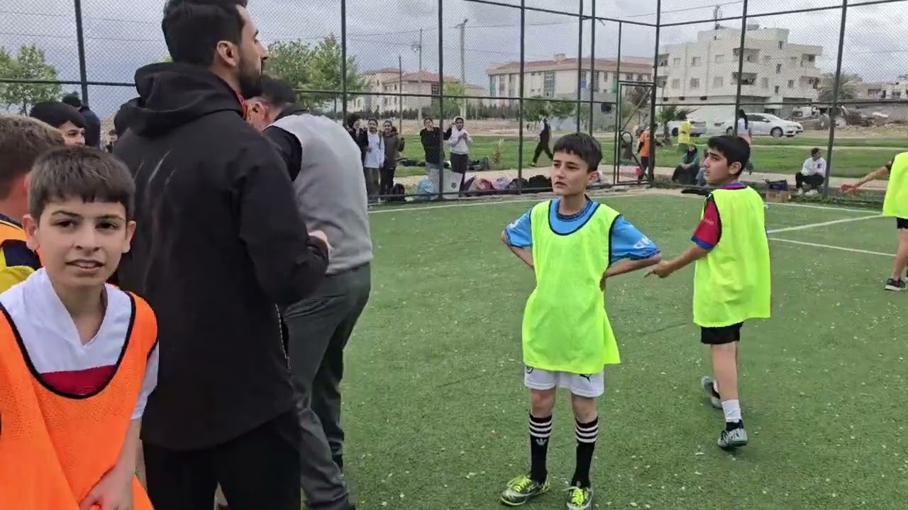 NUSAYBİN ATATÜRK İMAM HATİP ORTAOKULU- FUTBOL TURNUVASI- 6B*6C Geniş Özet