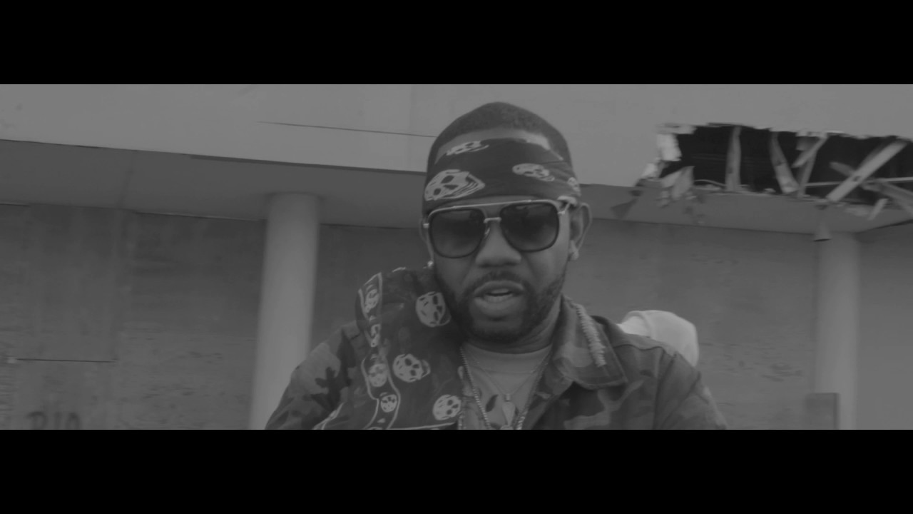 Yung Booke ft. Cap 1 - Medals