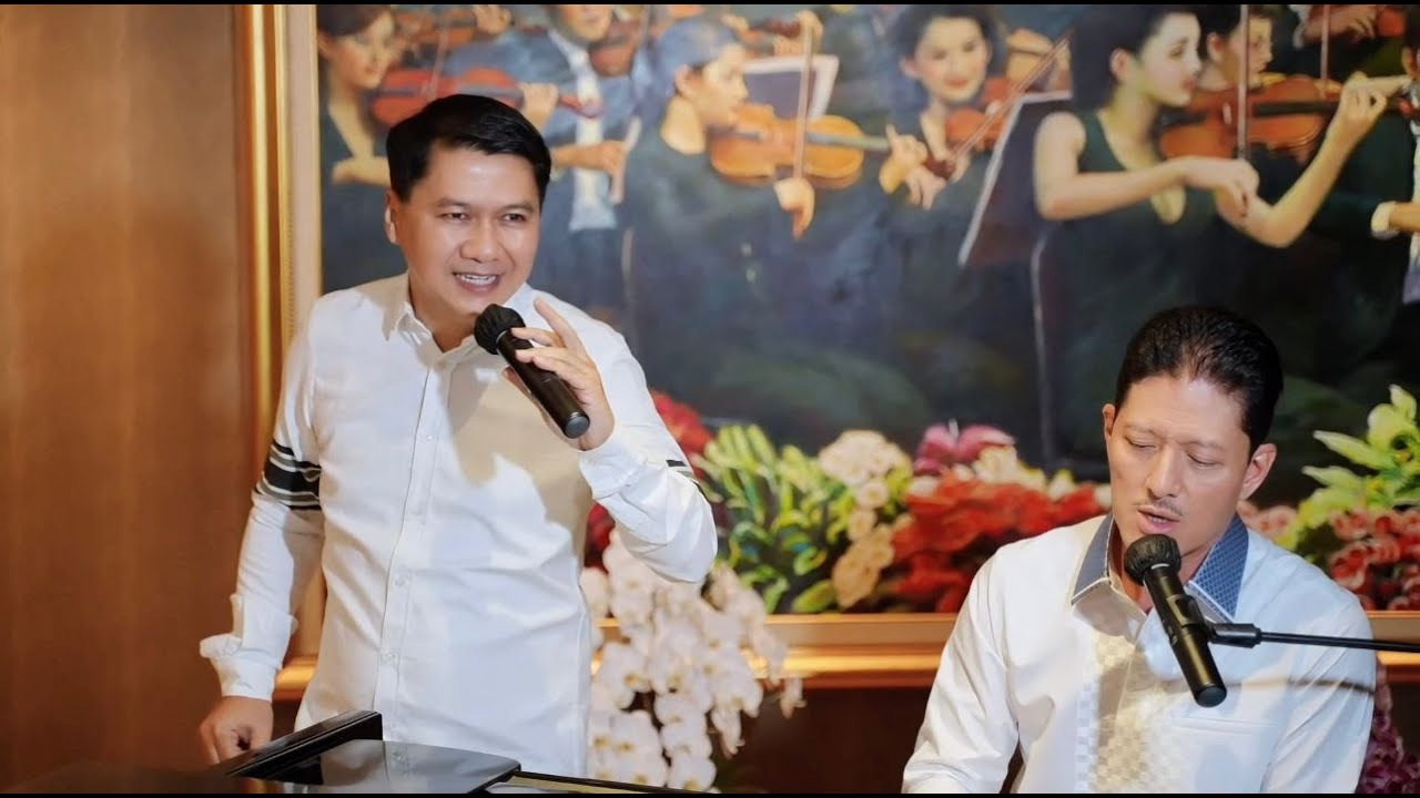 Bridge Over Troubled Water Cover by Baruno Wibowo and Fofo Sariaatmadja