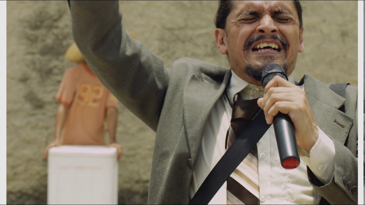 TR&Aacute;ILER OFICIAL DE LA PEL&Iacute;CULA EL CONCURSANTE