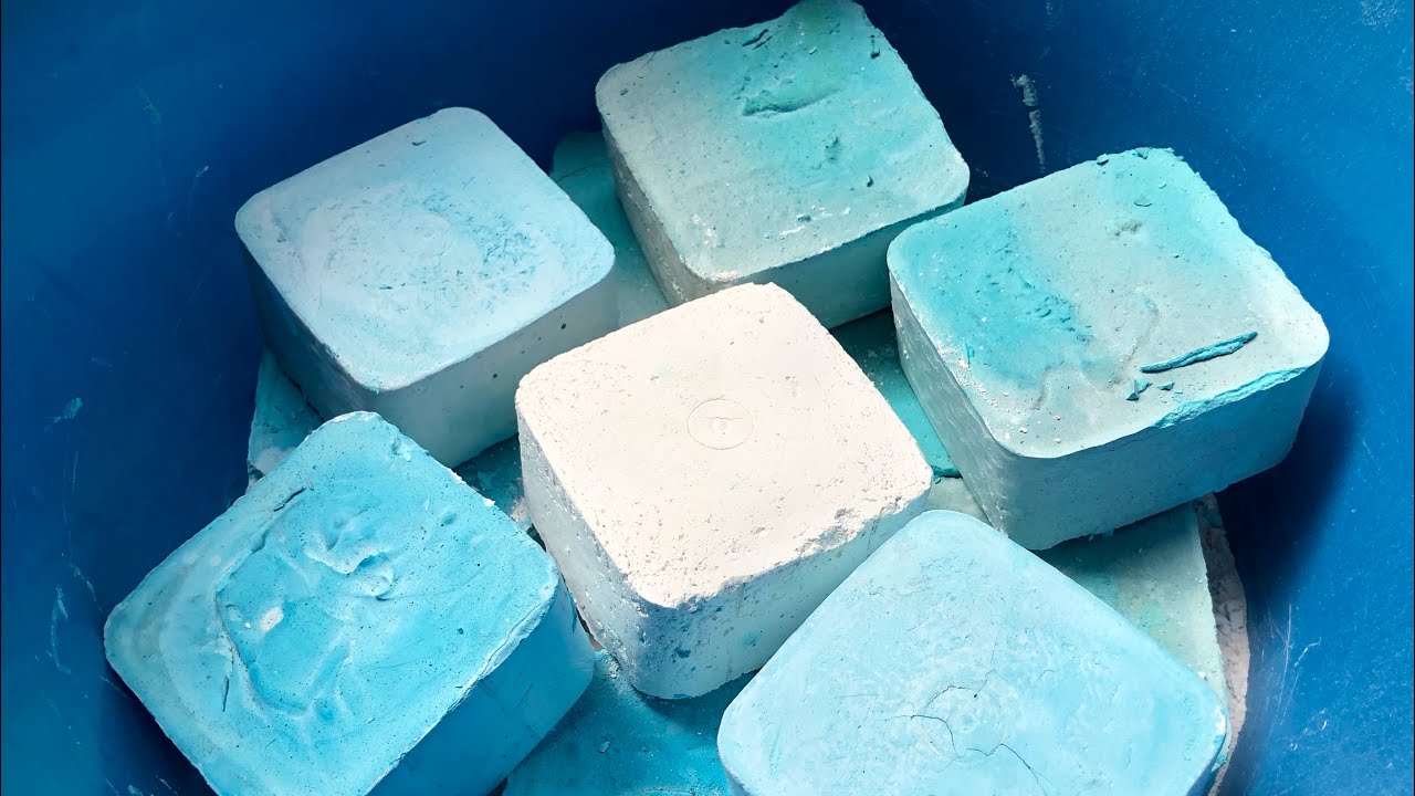Dyed blue Fresh and reforms||oddly satisfying video