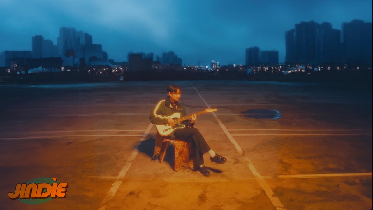 IN MY HEAD (MUSIC VIDEO)