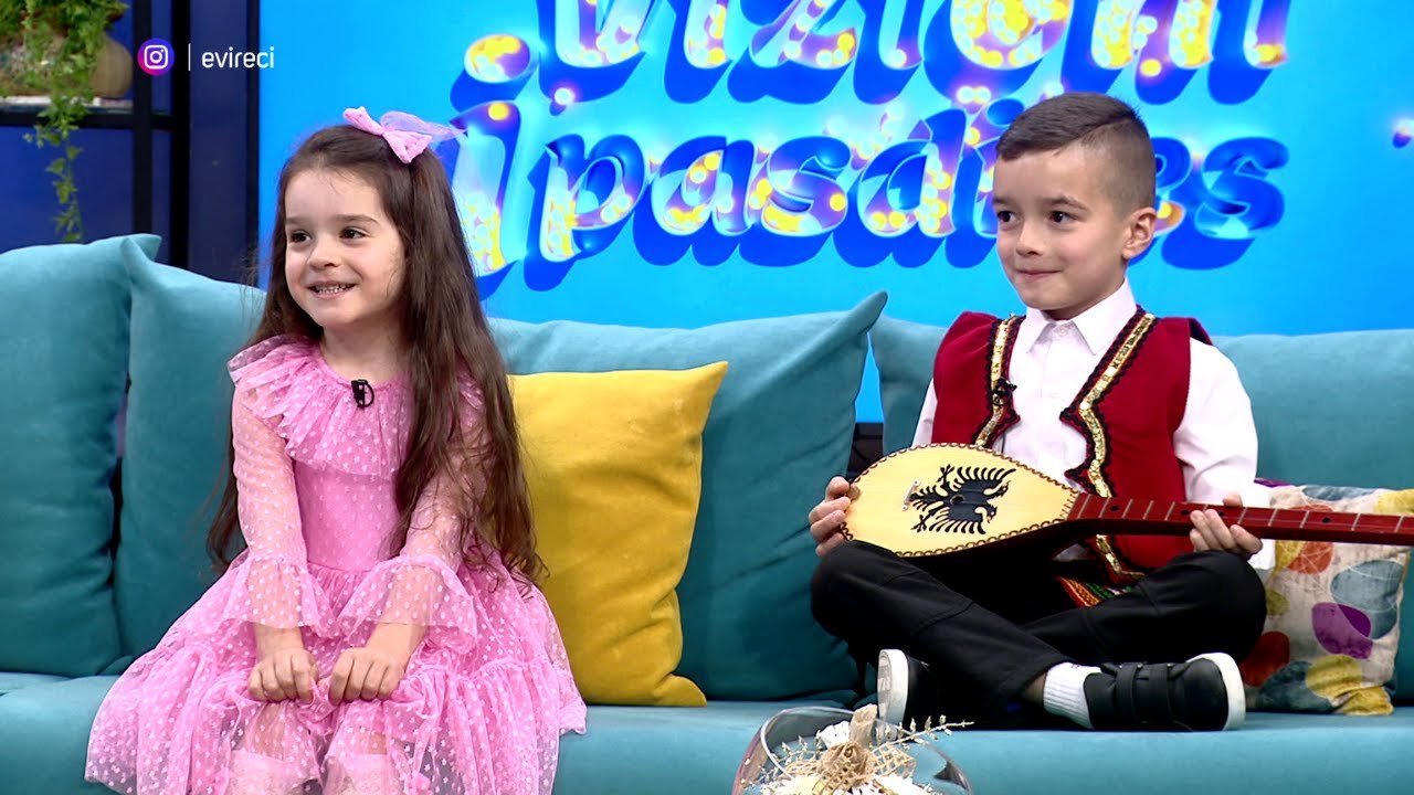 Vellai i bie ciftelise motra kendon,dy femijet qe kane nje lidhje te vecante - Vizioni i Padites
