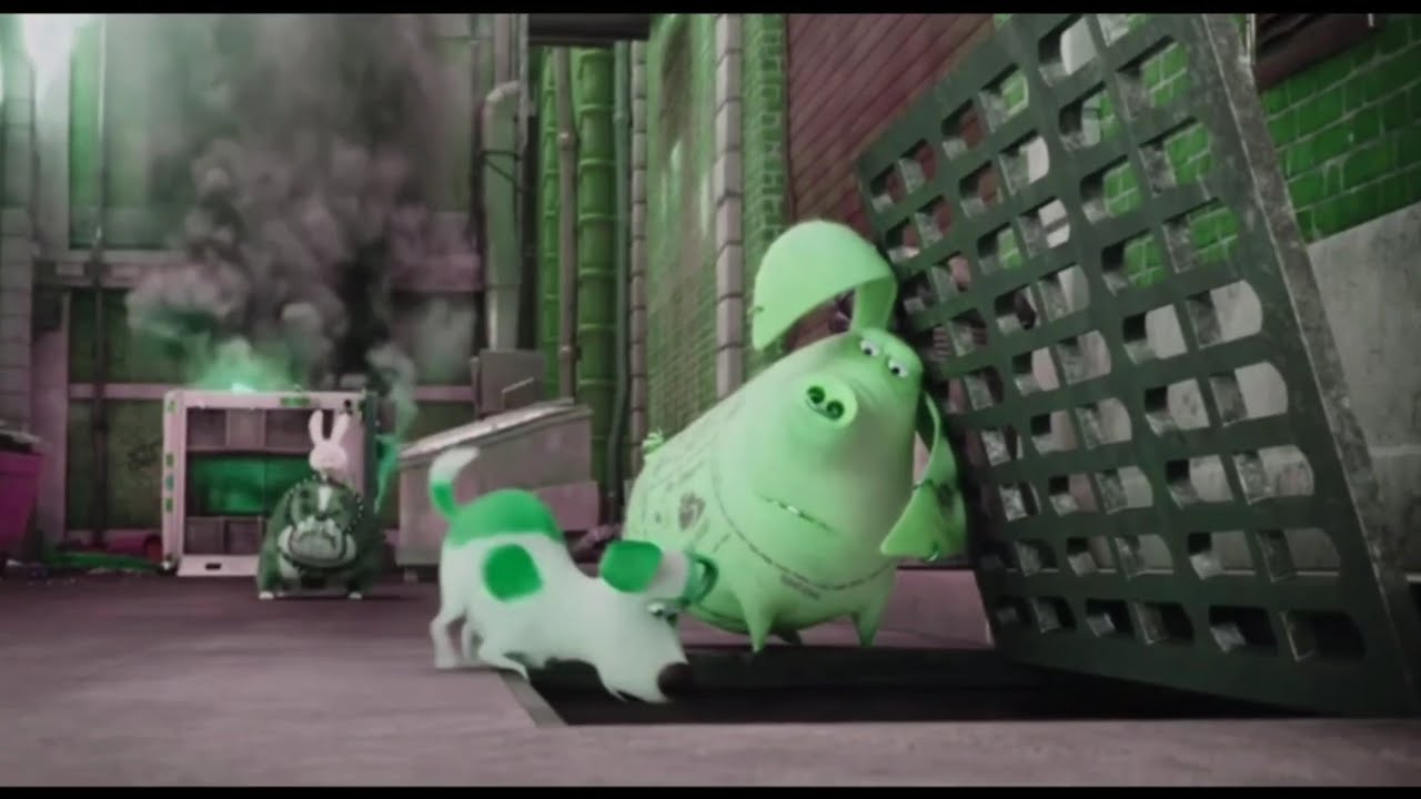 Chaos in the Drain! Max, Duke, Snowball, Tattoo & Giant Dog on the Run 🐶🐷 / Retro Toon Clips 