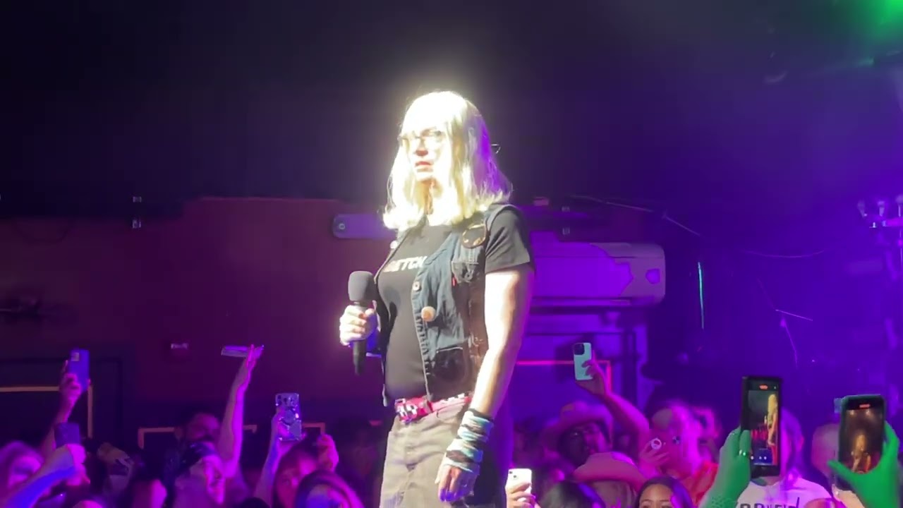 Kelly Performing Shoes live at Oasis, San Francisco 2024