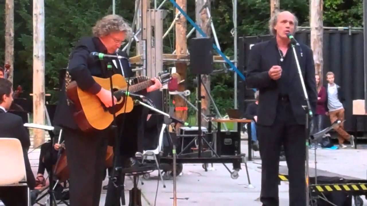 Bart zingt Brel: Het Vlakke Land
