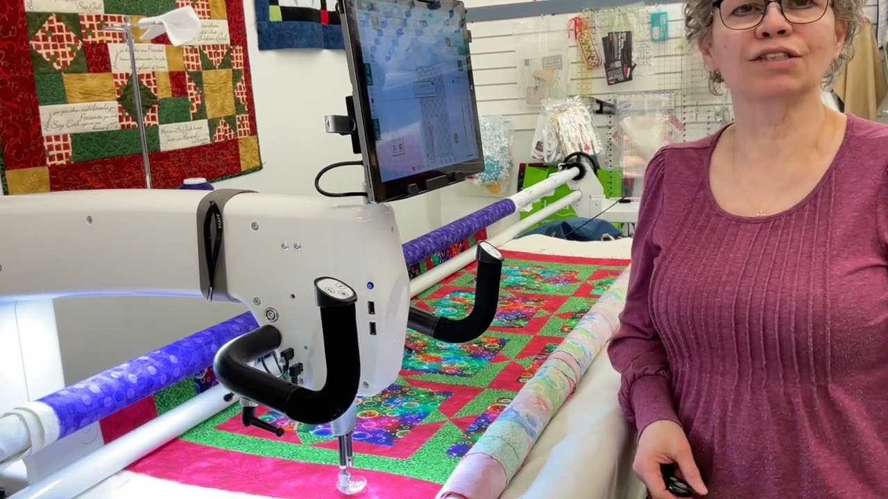 Showing Handi Quilter Amara 20” Throat with Pro-Stitcher Premium software