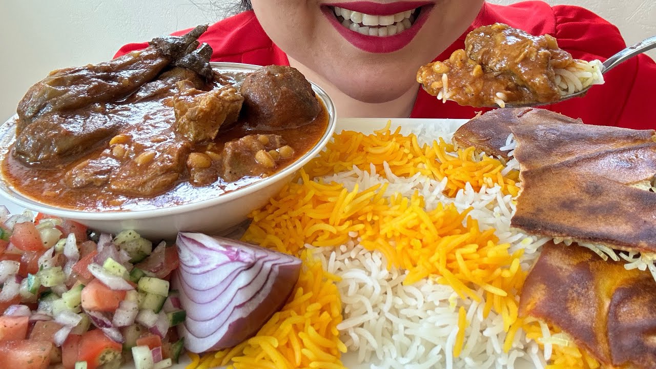 Mukbang Persian stew Gheymeh| موکبانگ قیمه بادمجون با سالاد و پیاز