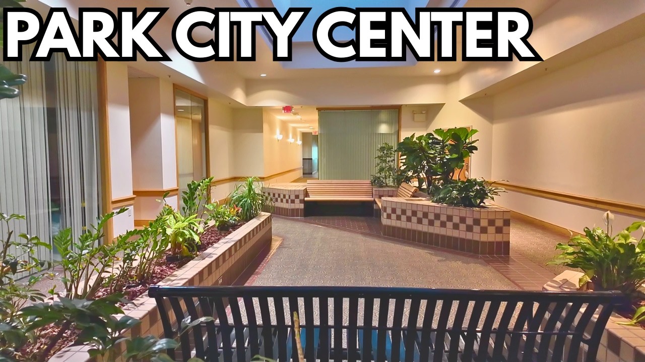 I Found a Secret Hallway Inside this Mall! - Park City Center, Lancaster PA