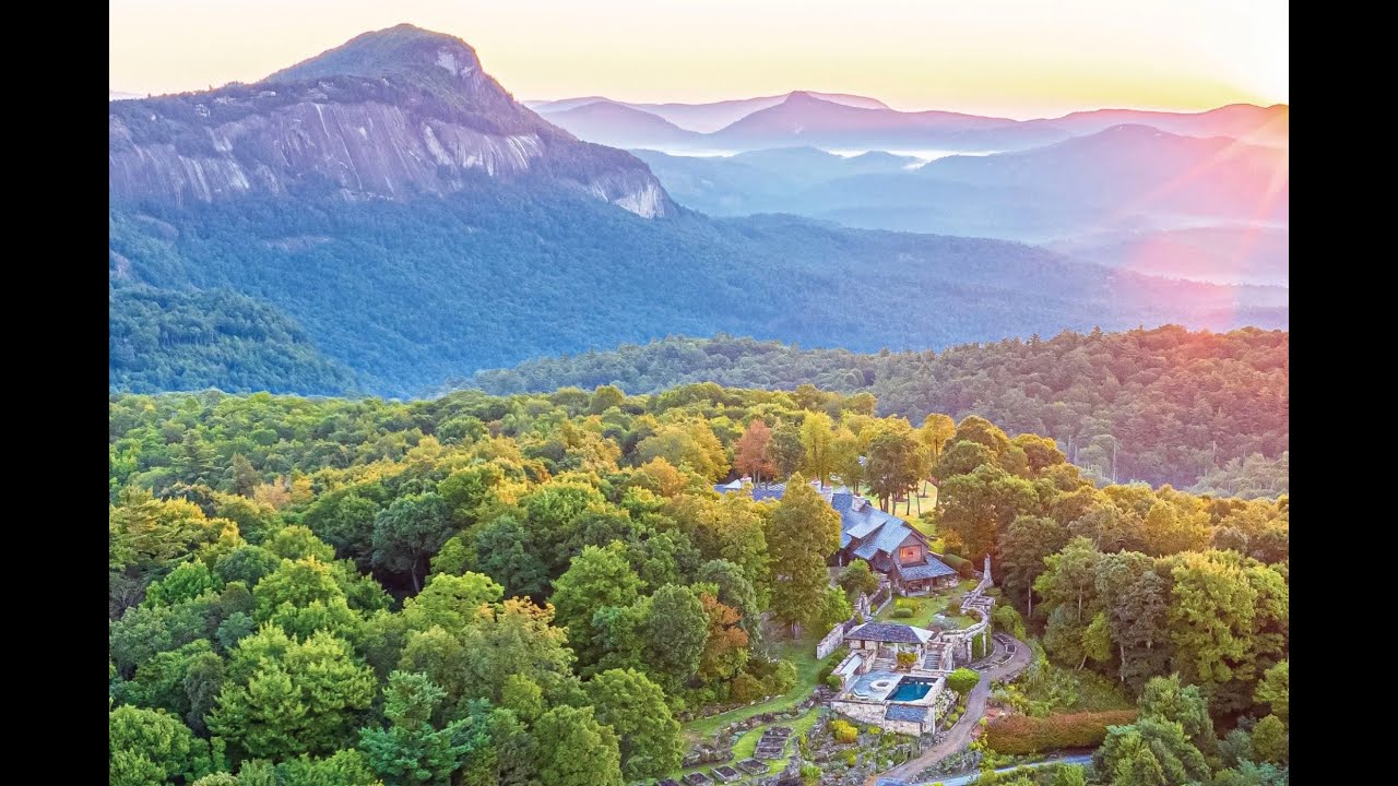 A Rarefied Mountain Estate Above the Clouds: Sagee Manor | Cashiers Sotheby's International Realty