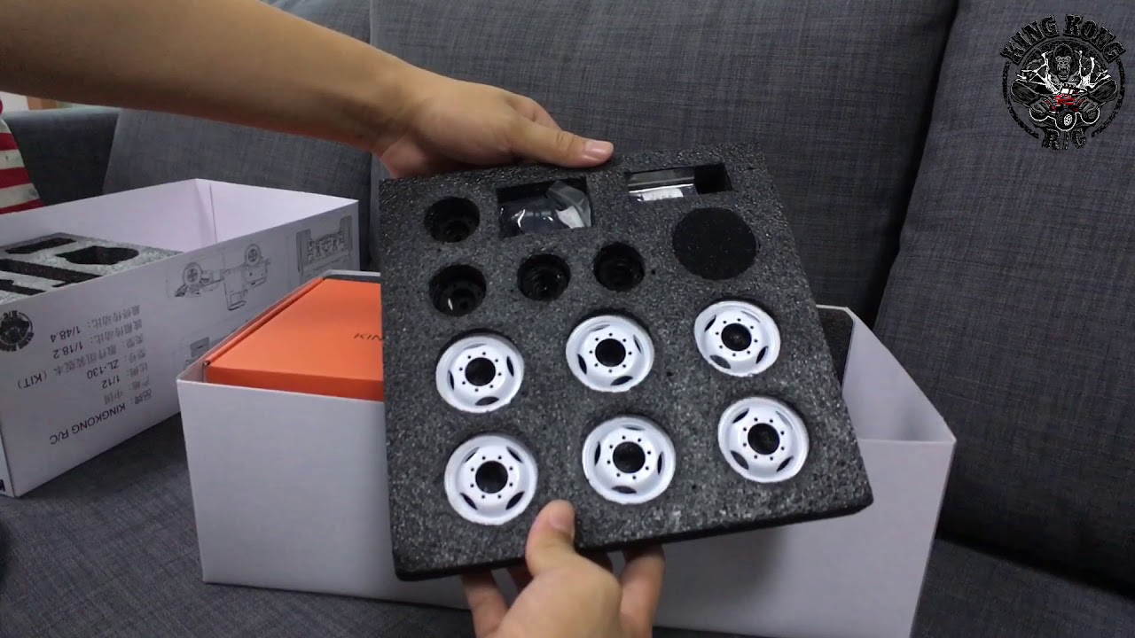 Unboxing video for Kingkong RC ZL130