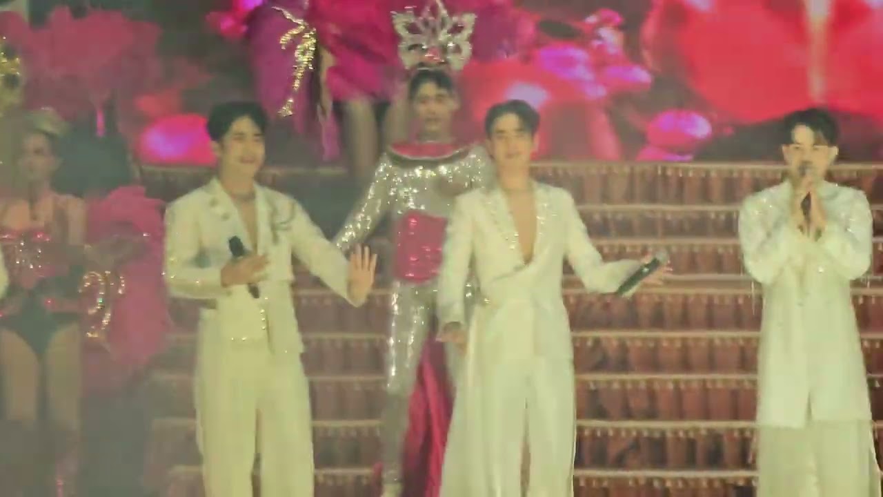 โชว์เปิดวงหมอลำเสียงสะกิดใจ​  ท็อปธนาชัย​