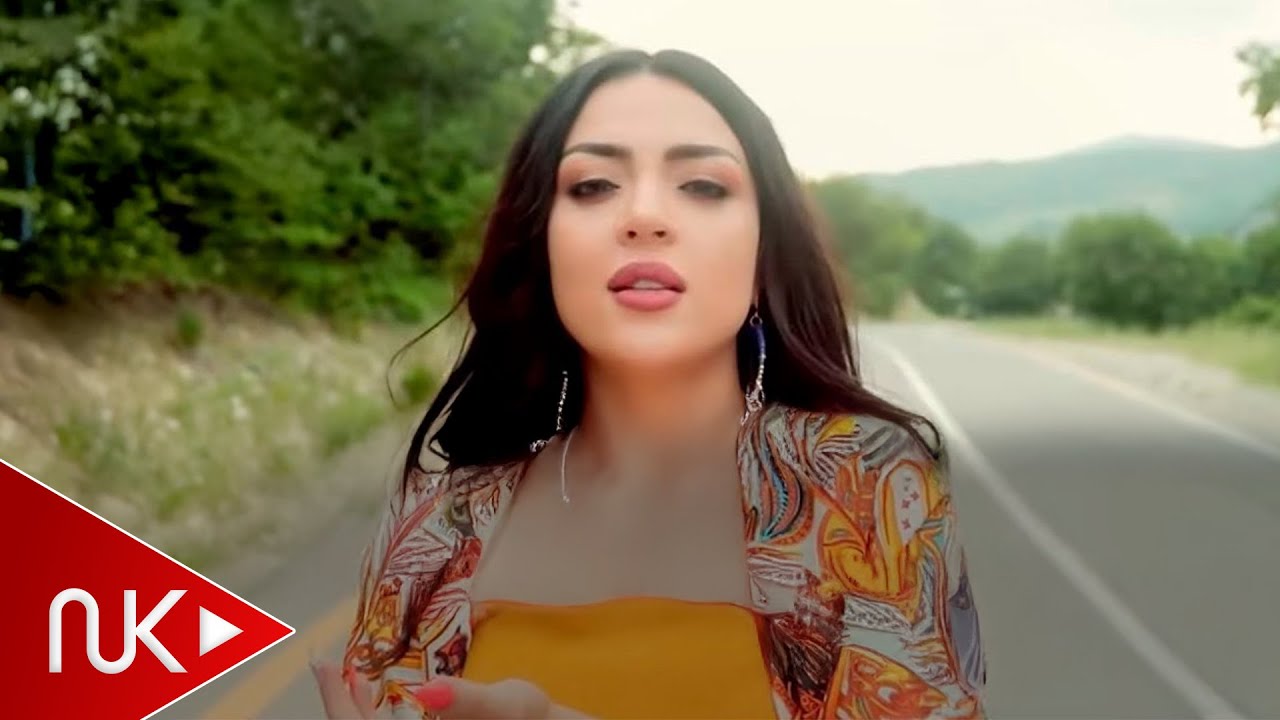 Vefa Serifova - Uzaqlasmaq Istedim (Official Video)