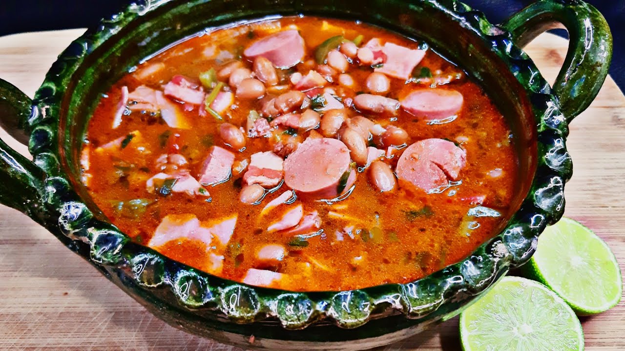 Como hacer FRIJOLES CHARROS | Comiendo Rico y Fácil